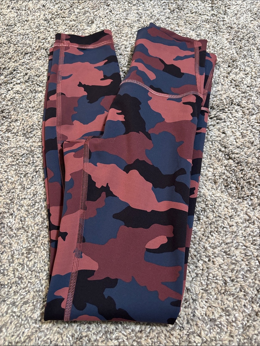 Lululemon Wunder Train High-Rise Tight 25" size 0